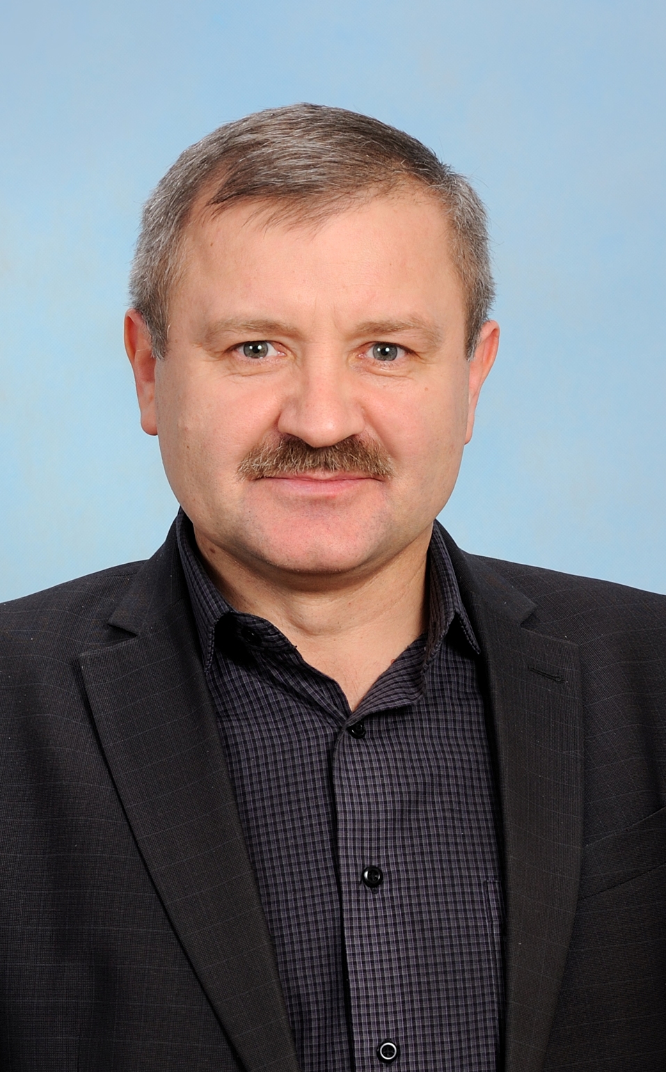 Бугаев Виктор Анатольевич.
