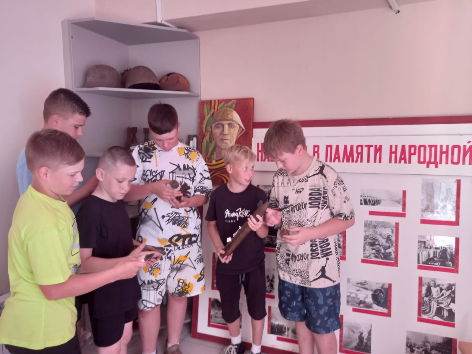 Изображения столовой.